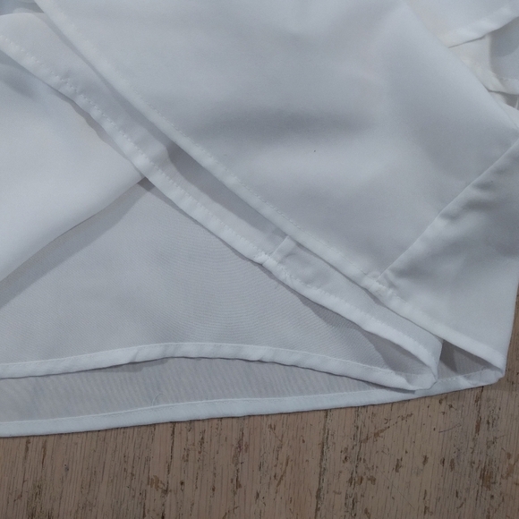 French Connection white flowy full top - Picture 7 of 11